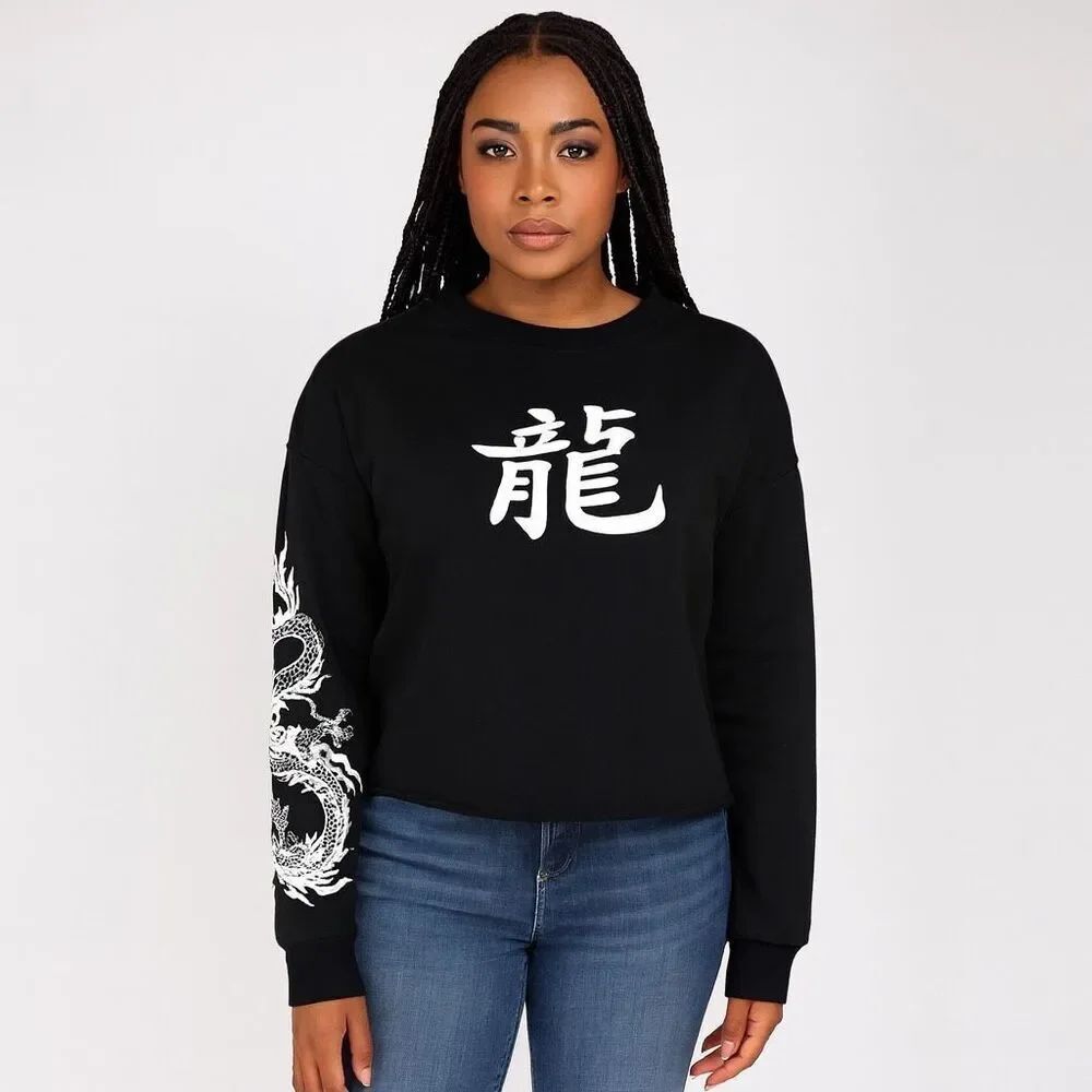 Solid Black and White Dragon Graphic Long Sleeve Cropped Crew Neck sweatshirt XL